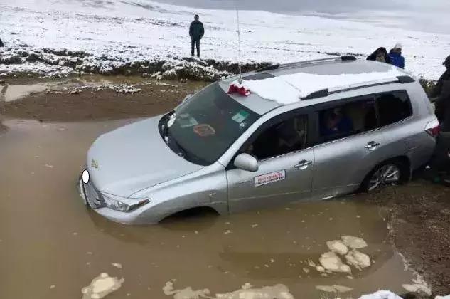 為什么說打死都不建議買SUV？SUV和轎車的差距，跑了長途你就懂了